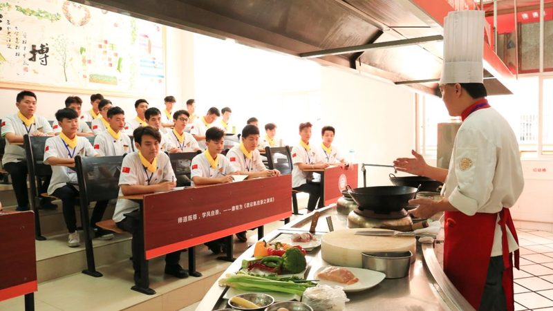 烘焙原料批发市场进货价揭秘：如何找到性价比高的优质原料