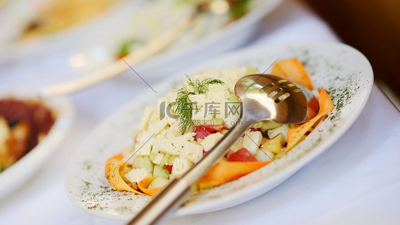 休闲食品原料对比测评：如何科学甄选优质产品